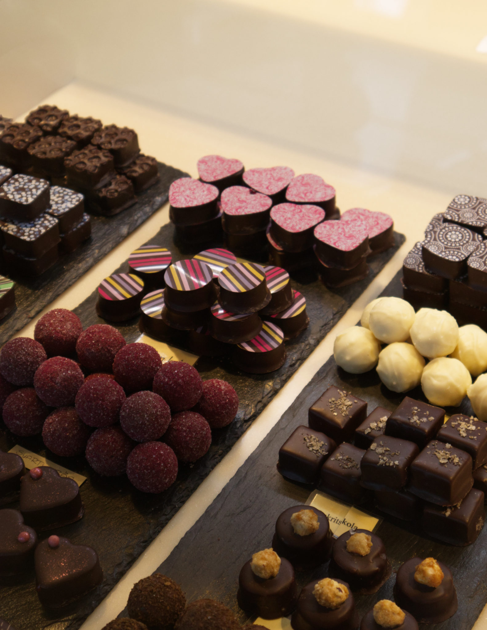 delikatess choklad i olika former